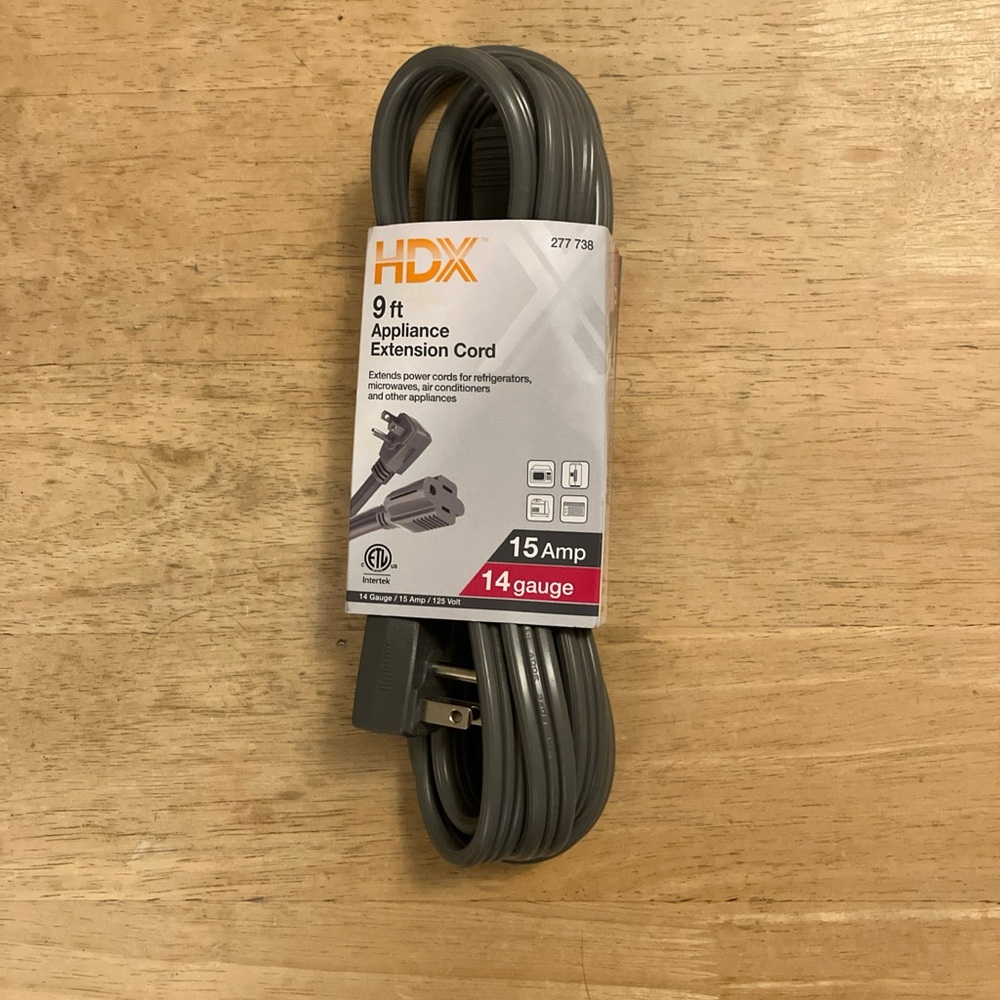 HDX 14 AWG extension cord, 9 feet